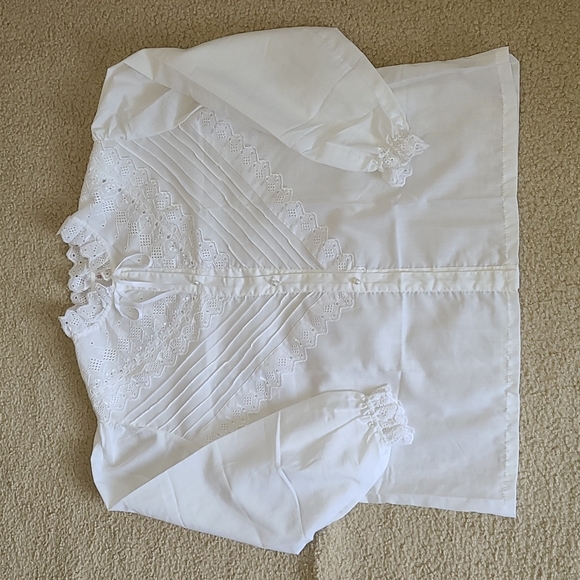 Vintage Button down lace blouse - Picture 11 of 13